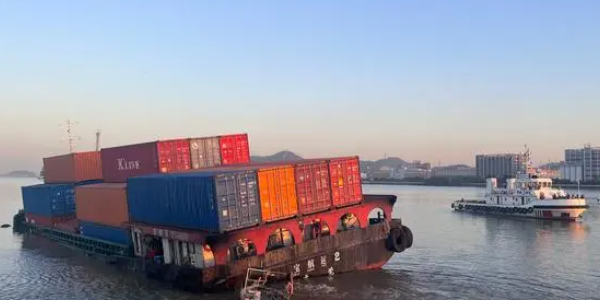 肇庆港口岸先容_三榕港集装箱海运 -- 尊龙官方网站物流