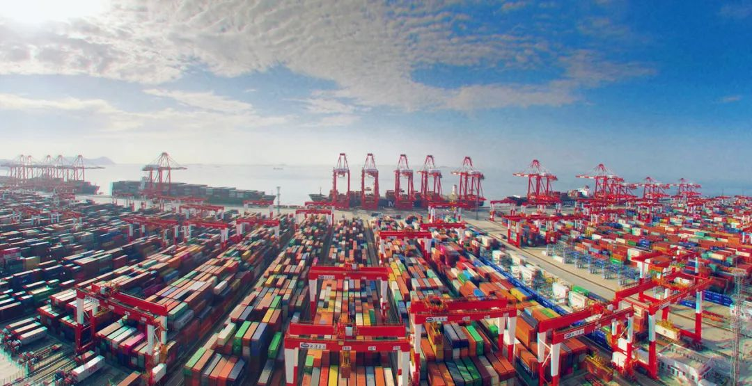 南水北调新通道用集装箱来运水  --  尊龙官方网站物流