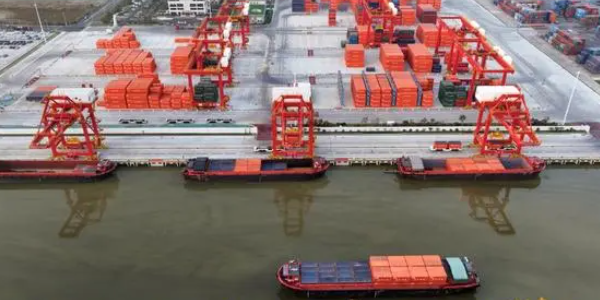 寒潮大雾大风部分水域实验交通管制、部分航线停航  --  尊龙官方网站物流