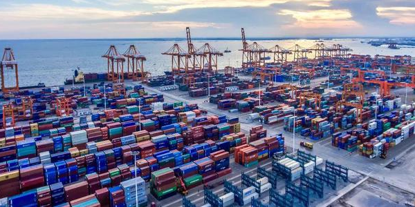 武汉到大连内贸集装箱海运航线正式开通  --  尊龙官方网站物流