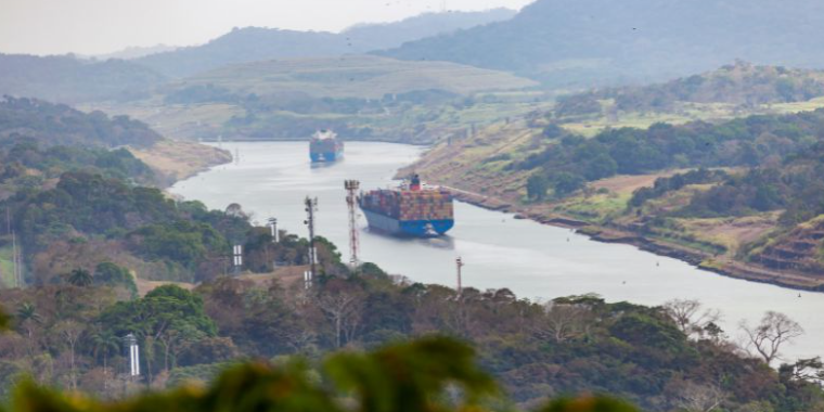 集装箱海运：性价比之选